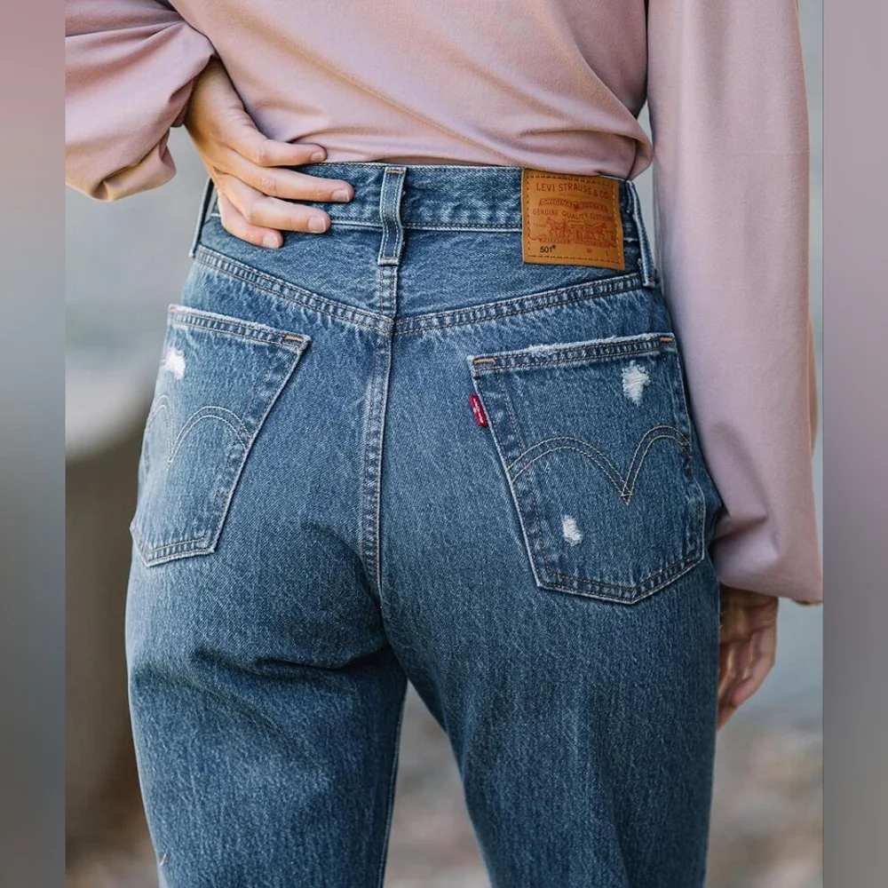 Levi's Premium 501 Original Cropped Jean - Picture 7 of 7